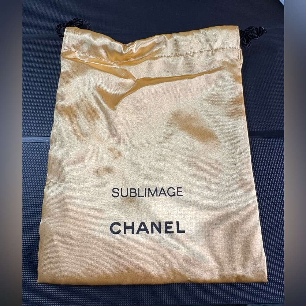 Chanel Sublimage Gold Satin Drawstring Dust Bag Cosmetic Pouch NWOT
